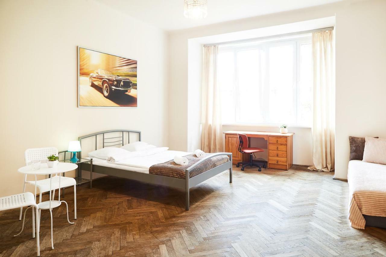 Retro Apartmentments Lobzowska Street Cracovie Extérieur photo